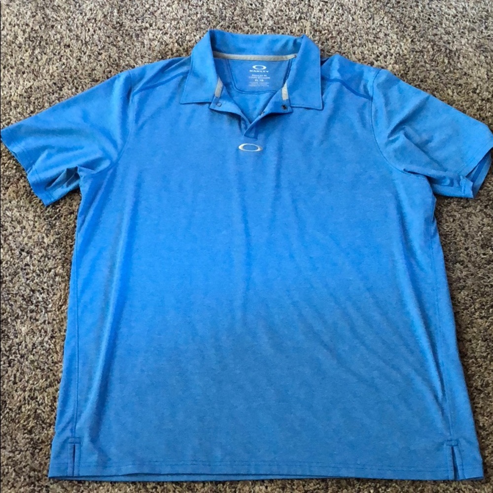 Men’s Oakley polo